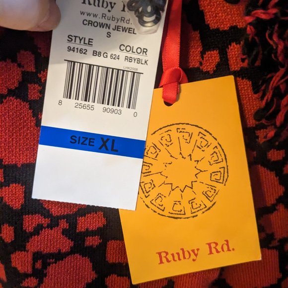 Shag fringe sweater - Picture 5 of 8